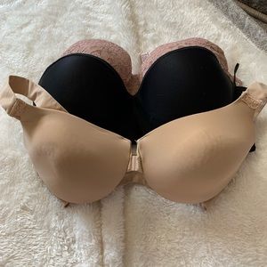 Seamless/strapless bras
